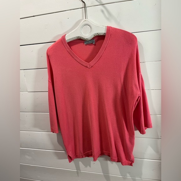 🩷FRANSA – Coral Pink Knit V-Neck Top M - Picture 5 of 11